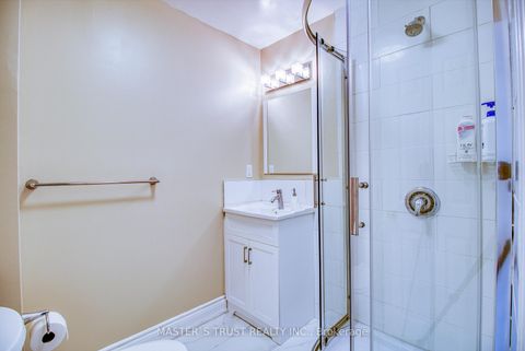 Photo 14 at 20 Valhalla Court, Aurora Village, Aurora