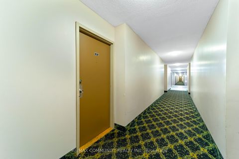 Photo 6 at 511 - 3380 Eglinton Avenue E, Scarborough Village, Toronto