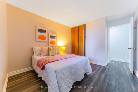 Photo 23 at 511 - 3380 Eglinton Avenue E, Scarborough Village, Toronto