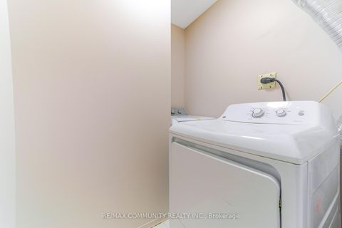 Photo 25 at 511 - 3380 Eglinton Avenue E, Scarborough Village, Toronto