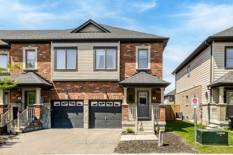 Photo 1 at 18 Deneb Street, Ardagh, Barrie