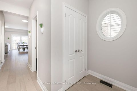 Photo 3 at 18 Deneb Street, Ardagh, Barrie