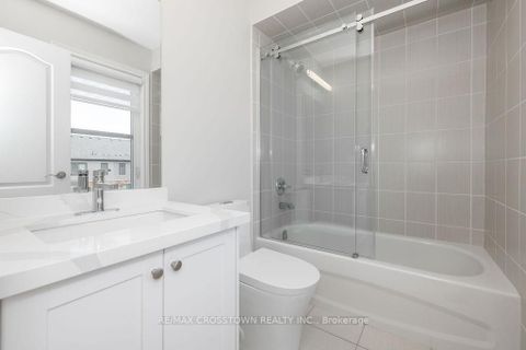 Photo 13 at 18 Deneb Street, Ardagh, Barrie