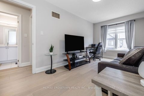 Photo 15 at 18 Deneb Street, Ardagh, Barrie