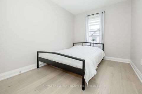 Photo 16 at 18 Deneb Street, Ardagh, Barrie