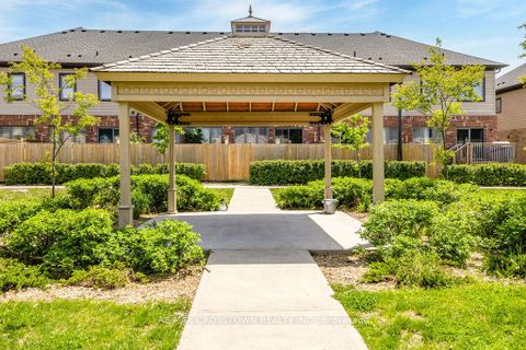 Photo 21 at 18 Deneb Street, Ardagh, Barrie