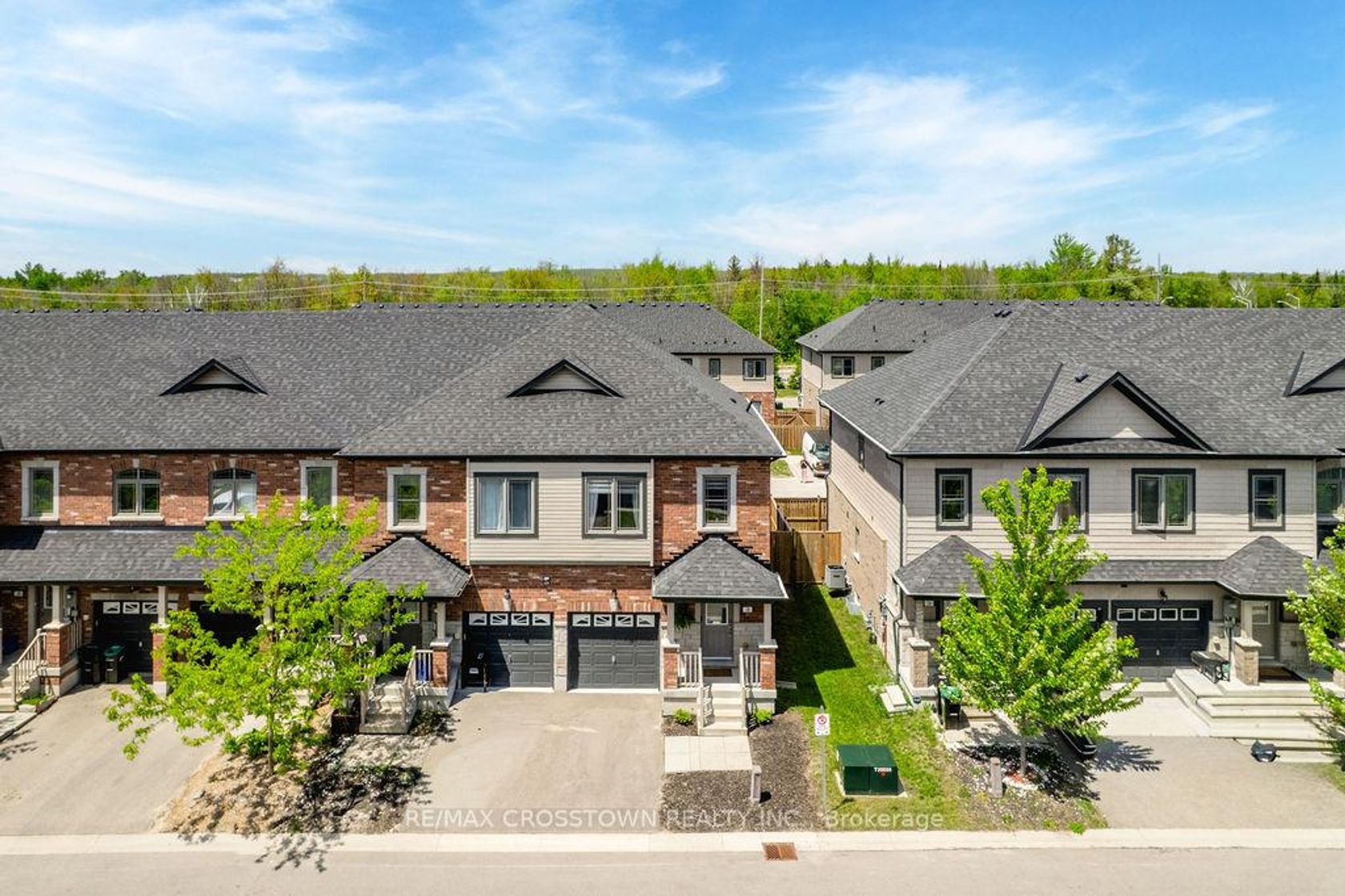 18 Deneb Street, Ardagh, Barrie photo 4