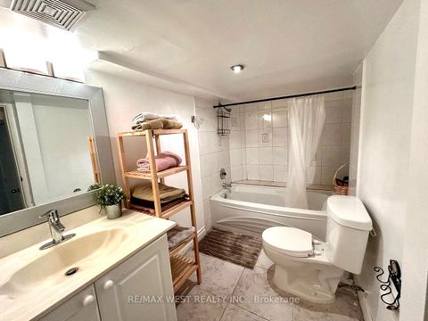 Photo 19 at 36 Fourteenth Street, New Toronto, Toronto