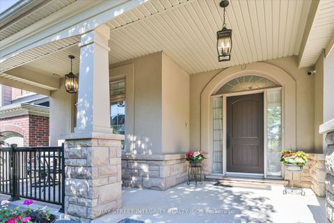 Photo 2 at 49 Glengordon Crescent, Angus Glen, Markham