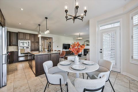 Photo 13 at 49 Glengordon Crescent, Angus Glen, Markham