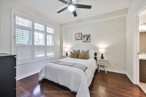 Photo 18 at 49 Glengordon Crescent, Angus Glen, Markham
