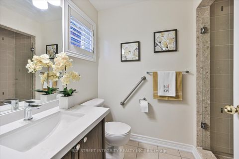Photo 19 at 49 Glengordon Crescent, Angus Glen, Markham
