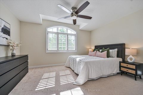 Photo 31 at 49 Glengordon Crescent, Angus Glen, Markham