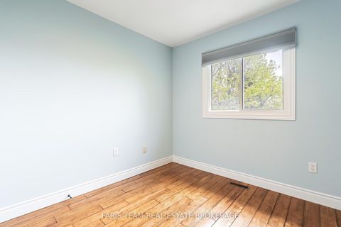 Photo 17 at 64 - 165 Kozlov Street, West Bayfield, Barrie