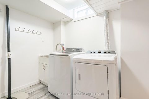 Photo 22 at 64 - 165 Kozlov Street, West Bayfield, Barrie
