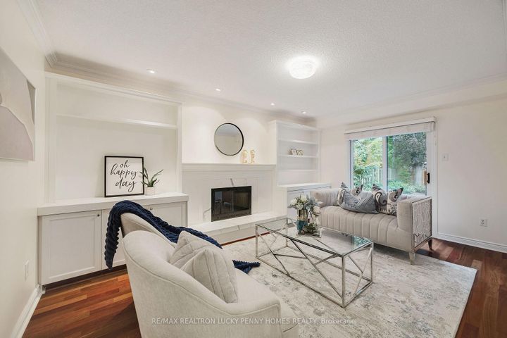 Photo 15 at 4 McPhail Court, Buttonville, Markham