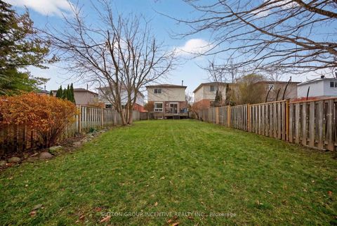 Photo 1 at 113 Garden Drive, Allandale Heights, Barrie