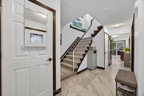 Photo 10 at 113 Garden Drive, Allandale Heights, Barrie