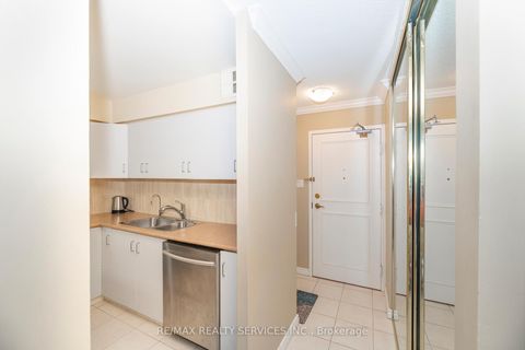 Photo 2 at 208 - 1665 Victoria Park Avenue, Maryvale, Toronto