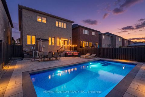 Photo 1 at 595 Pleasant Ridge Avenue, Patterson, Vaughan