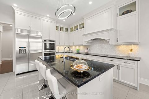 Photo 9 at 595 Pleasant Ridge Avenue, Patterson, Vaughan