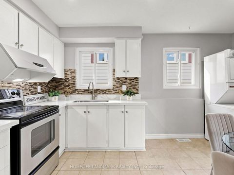 Photo 7 at 4 Hines Drive, Hillcrest Village, Toronto