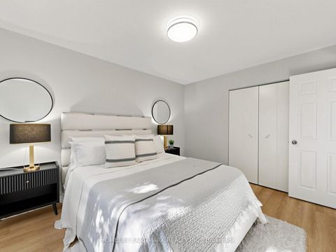 Photo 12 at 4 Hines Drive, Hillcrest Village, Toronto