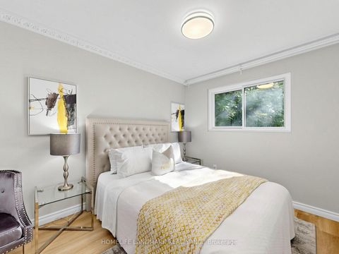 Photo 13 at 4 Hines Drive, Hillcrest Village, Toronto