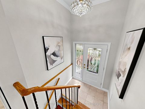 Photo 17 at 4 Hines Drive, Hillcrest Village, Toronto