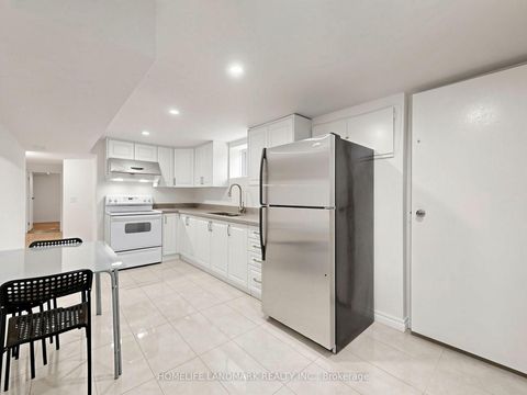 Photo 20 at 4 Hines Drive, Hillcrest Village, Toronto