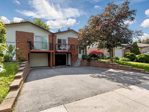 Photo 36 at 4 Hines Drive, Hillcrest Village, Toronto