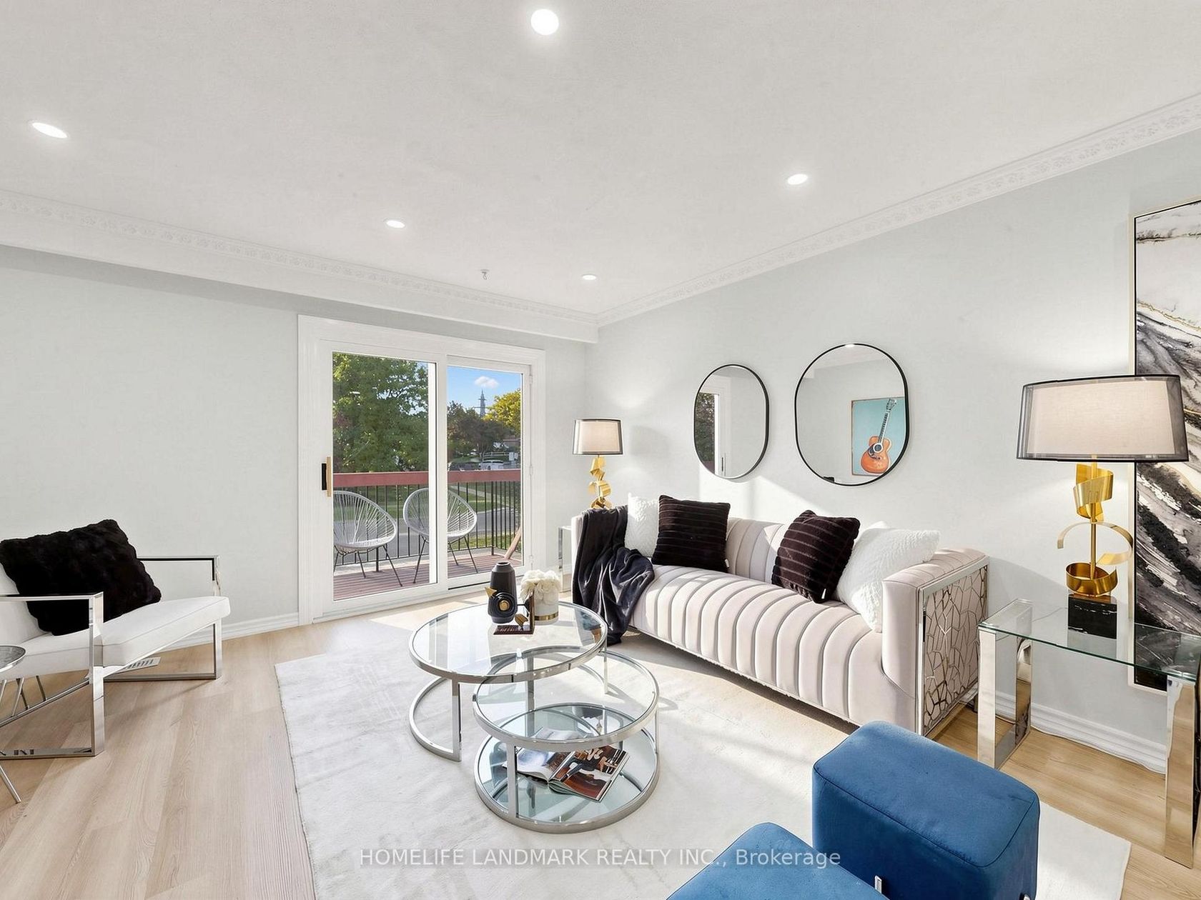 4 Hines Drive, Hillcrest Village, Toronto photo 3
