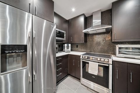 Photo 12 at 206 - 447 Walmer Road, Forest Hill South, Toronto