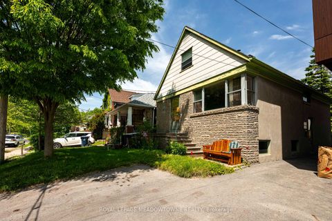 Photo 13 at 182 Lakeshore Drive, New Toronto, Toronto