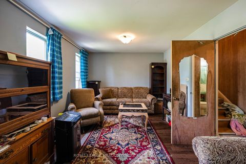 Photo 32 at 182 Lakeshore Drive, New Toronto, Toronto