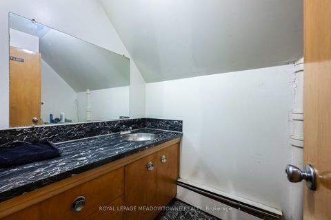 Photo 34 at 182 Lakeshore Drive, New Toronto, Toronto