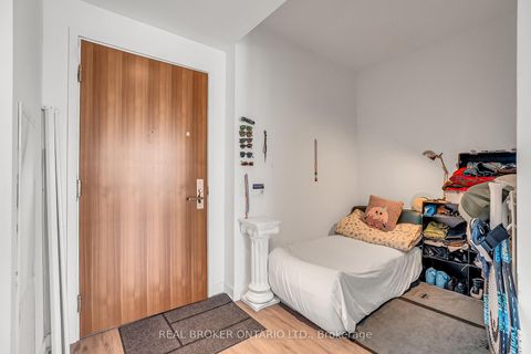 Photo 4 at 2706 - 15 Queens Quay E, Waterfront Communities C8, Toronto