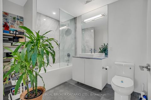 Photo 19 at 2706 - 15 Queens Quay E, Waterfront Communities C8, Toronto
