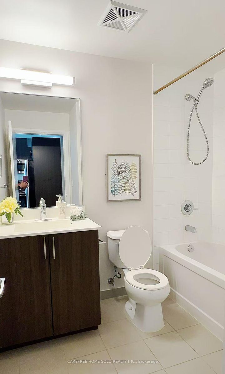 Photo 10 at 412 - 17 Kenaston Gardens, Bayview Village, Toronto