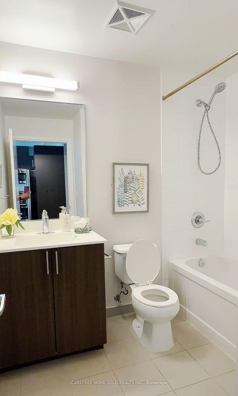 Photo 10 at 412 - 17 Kenaston Gardens, Bayview Village, Toronto