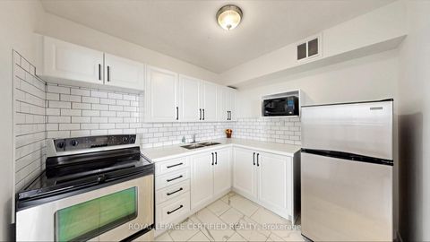 Photo 5 at 1903 - 330 Dixon Road, The Westway, Toronto