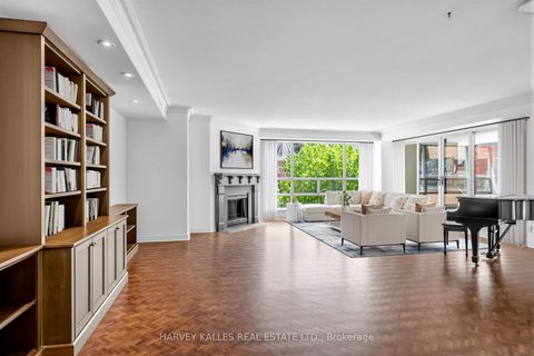 Photo 2 at 310 - 4 Lowther Avenue, Annex, Toronto
