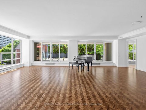 Photo 13 at 310 - 4 Lowther Avenue, Annex, Toronto