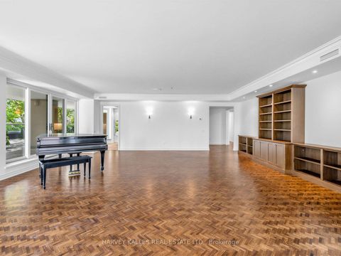 Photo 14 at 310 - 4 Lowther Avenue, Annex, Toronto