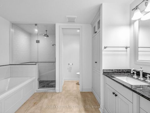 Photo 23 at 310 - 4 Lowther Avenue, Annex, Toronto