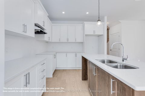 Photo 13 at 46 Sagewood Avenue, Rural Barrie Southeast, Barrie