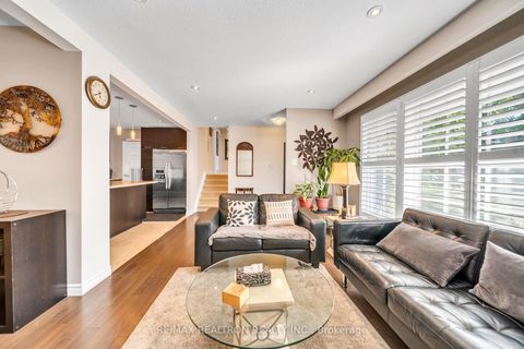 Photo 14 at 237 Beechgrove Drive, West Hill, Toronto
