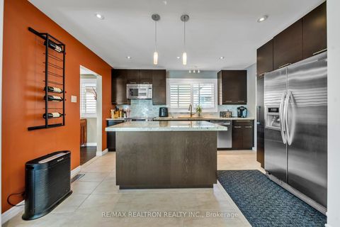 Photo 19 at 237 Beechgrove Drive, West Hill, Toronto