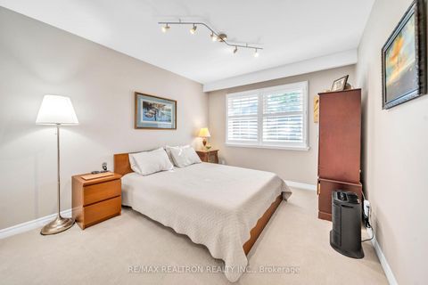 Photo 24 at 237 Beechgrove Drive, West Hill, Toronto