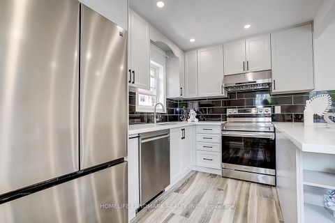 Photo 11 at 609 Mortimer Avenue, East York, Toronto